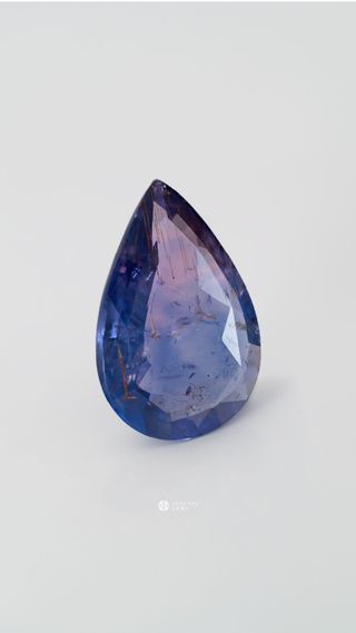 360-degree-macro-view-natural-bi-colour-sapphire-oval-oval-nivithigala-sri-lanka-7.20ct thumbnail 3