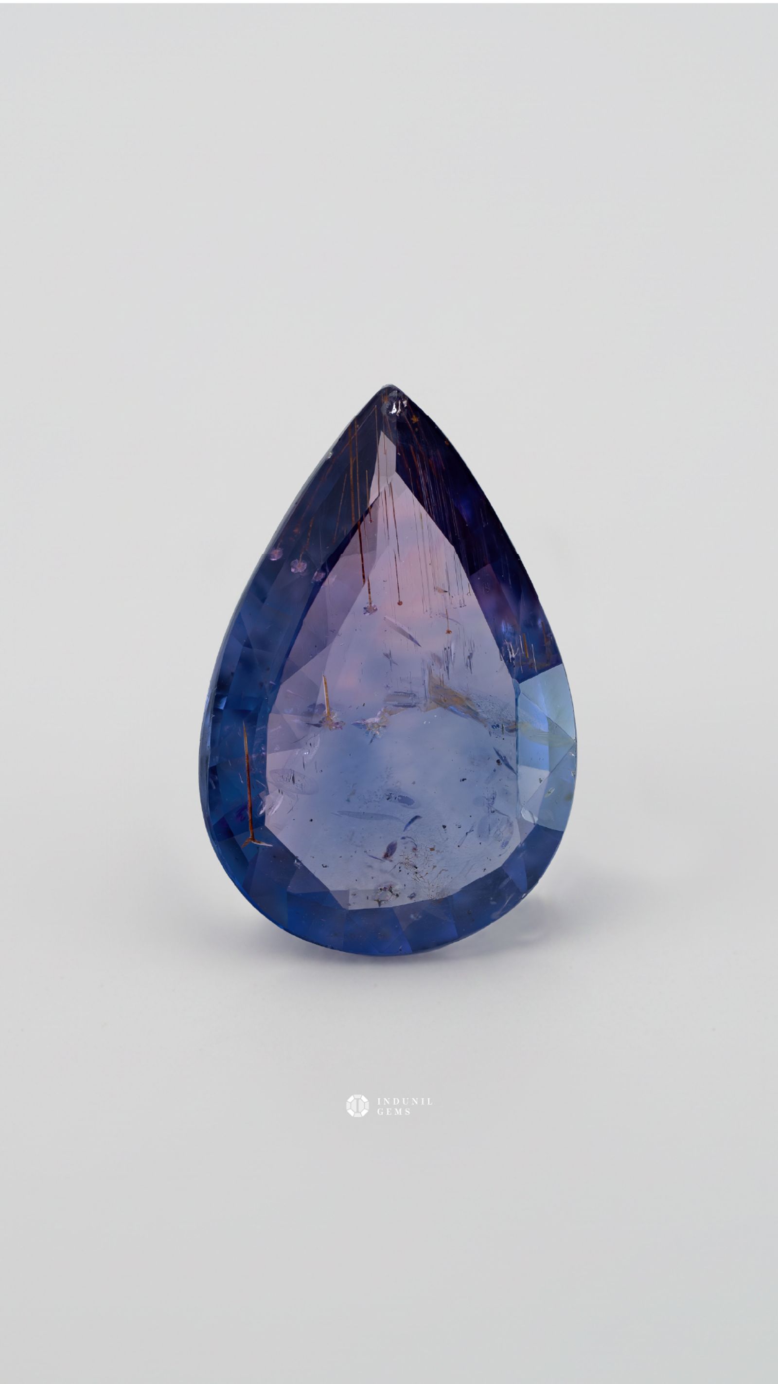 360-degree-macro-view-natural-bi-colour-sapphire-oval-oval-nivithigala-sri-lanka-7.20ct