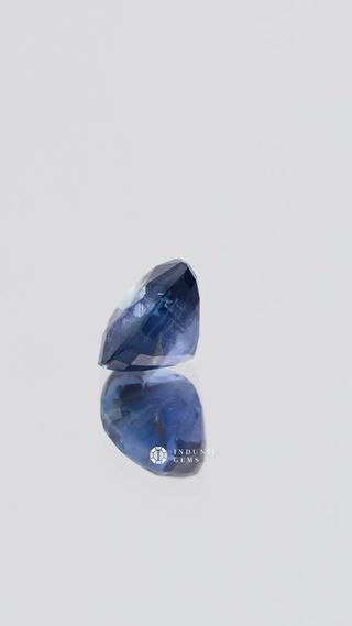 360-degree-macro-view-natural-blue-sapphire-unknown-ceylon-2.11ct thumbnail 5