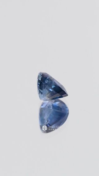 360-degree-macro-view-natural-blue-sapphire-unknown-ceylon-2.11ct thumbnail 8