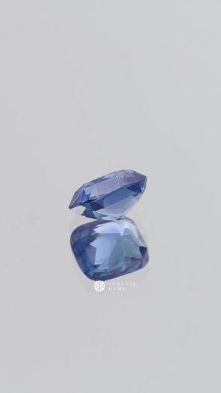 360-degree-macro-view-natural-blue-sapphire-cushion-cushion-ceylon-1.90ct thumbnail 6