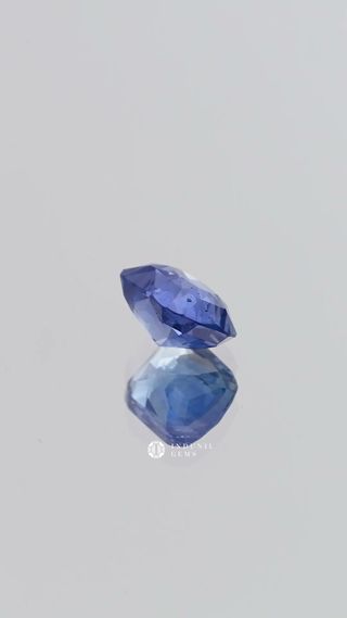 360-degree-macro-view-natural-blue-sapphire-cushion-cushion-ceylon-1.90ct thumbnail 8