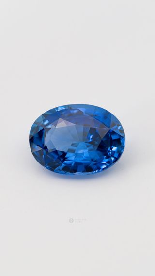 360-degree-macro-view-natural-blue-sapphire-emerald-emerald-ceylon-4.15ct thumbnail 2