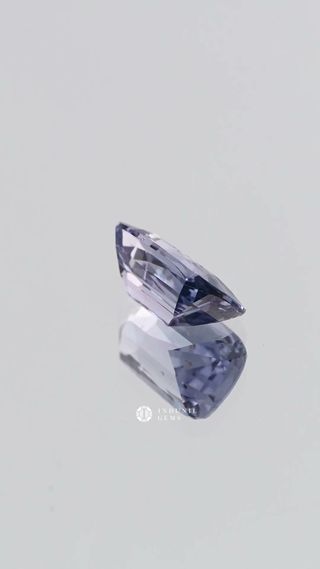 360-degree-macro-view-natural-blue-spinel-cushion-cushion-ceylon-2.52ct thumbnail 8