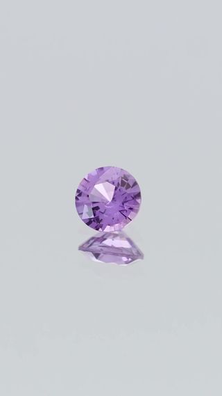 360-degree-macro-view-natural-lilac-sapphire-unheated-round-ceylon-0.54ct thumbnail 3