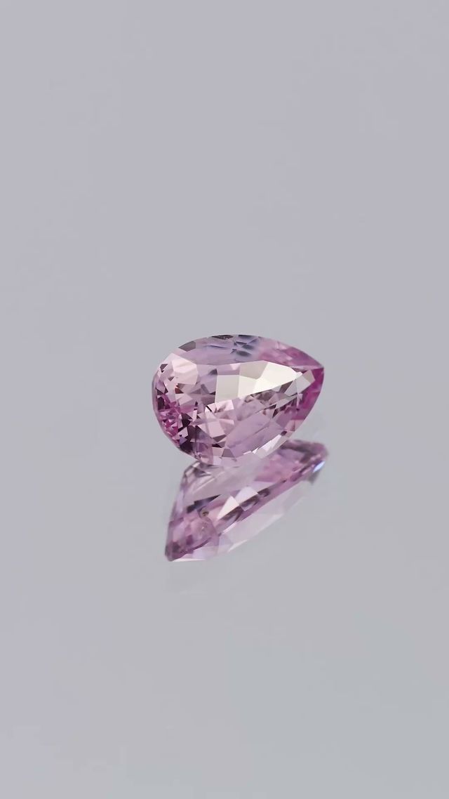 360-degree-macro-view-natural-ceylon-padparadscha-sapphire-pear-ceylon-0.98ct