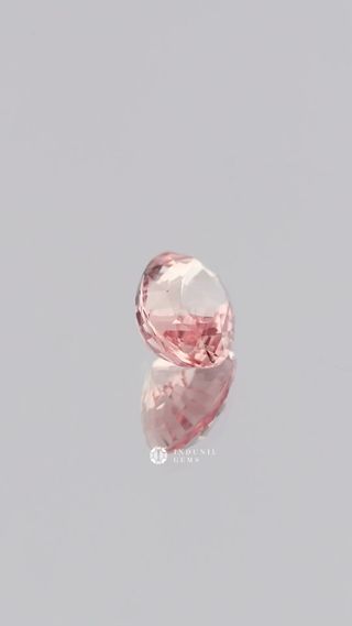 360-degree-macro-view-natural-padparadscha-sapphire-unknown-ceylon-2.28ct thumbnail 9