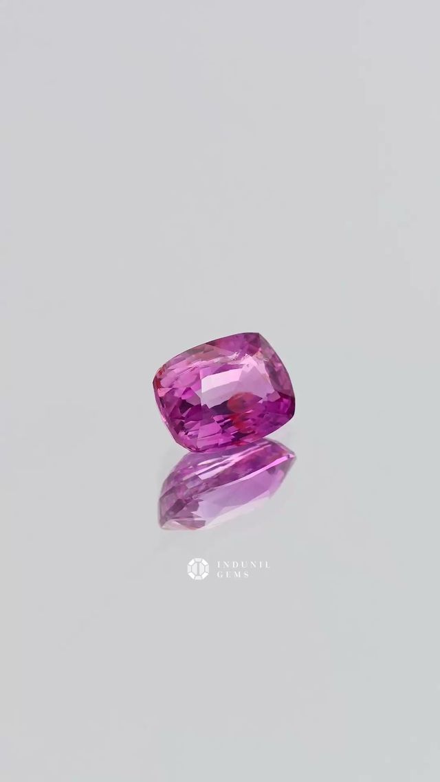 360-degree-macro-view-natural-pink-sapphire-unknown-ceylon-1.33ct
