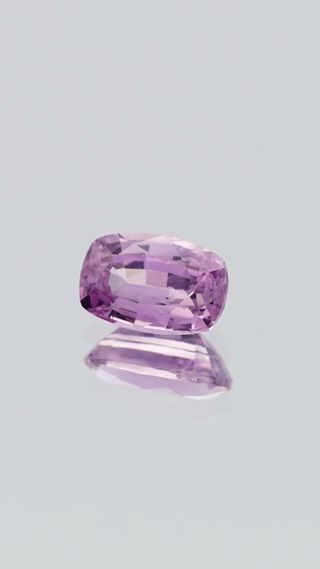 360-degree-macro-view-natural-pink-sapphire-unheated-cushion-ceylon-1.34ct thumbnail 3