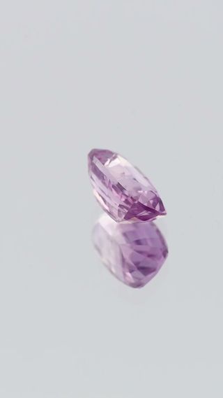 360-degree-macro-view-natural-pink-sapphire-unheated-cushion-ceylon-1.34ct thumbnail 8
