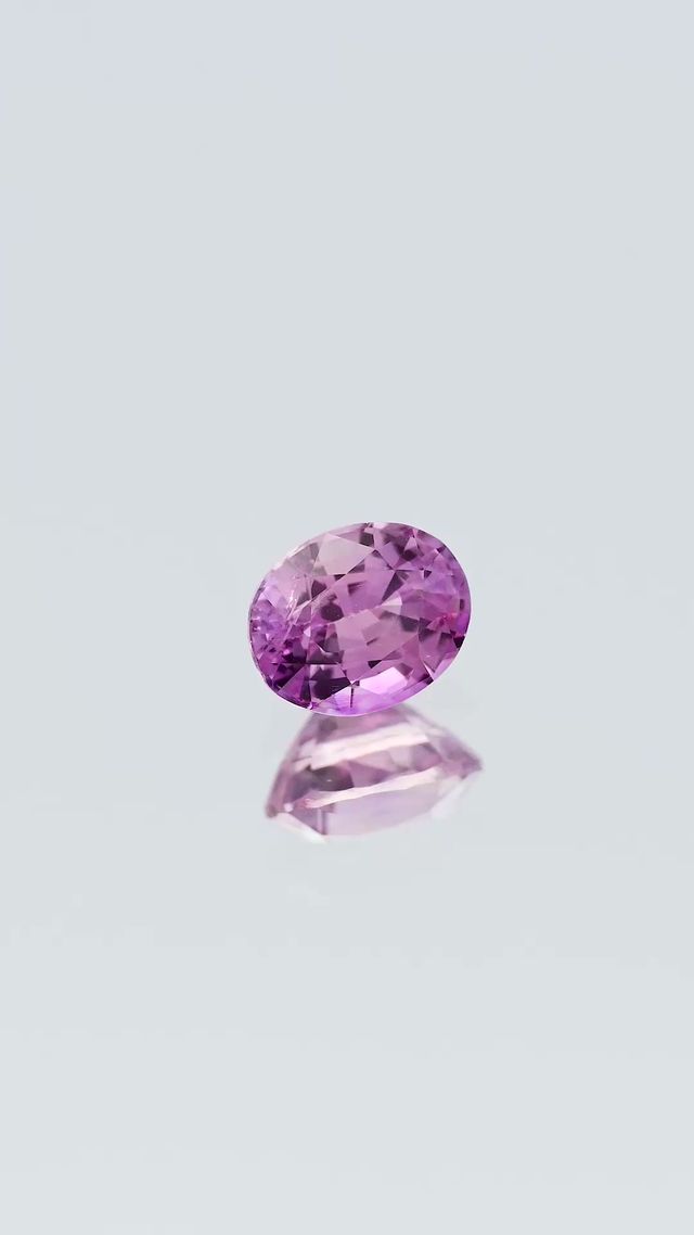 360-degree-macro-view-natural-pink-sapphire-unheated-oval-ceylon-0.51ct