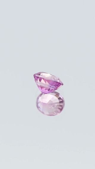 360-degree-macro-view-natural-pink-sapphire-unheated-oval-ceylon-0.51ct thumbnail 7