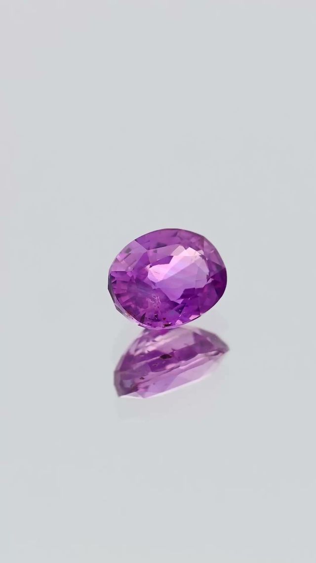 360-degree-macro-view-natural-pink-sapphire-unheated-oval-ceylon-1.03ct