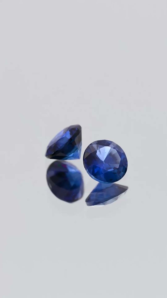 360-degree-macro-view-natural-blue-sapphire-round-ceylon-0.79ct