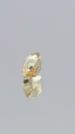 360-degree-macro-view-natural-yellow-sapphire-unheated-pear-ceylon-1.19ct thumbnail 5